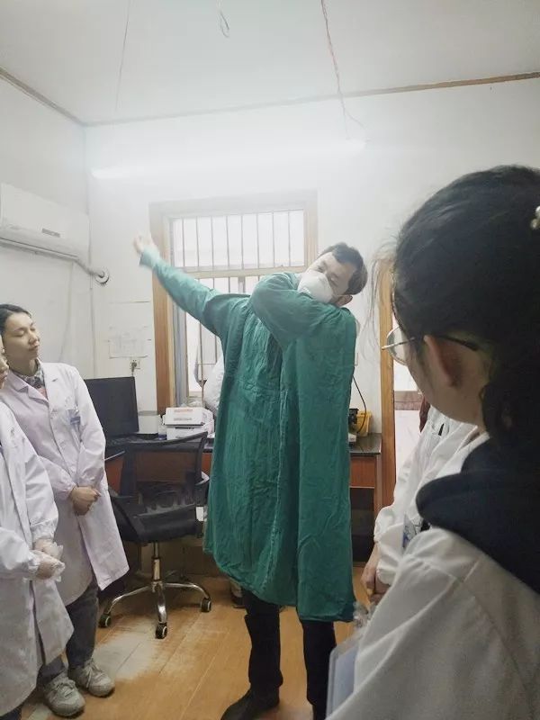 微信图片_20190505093131_副本.jpg